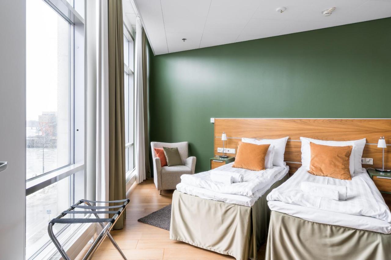Hiisi Hotel Helsinki Jaetkaesaari Extérieur photo