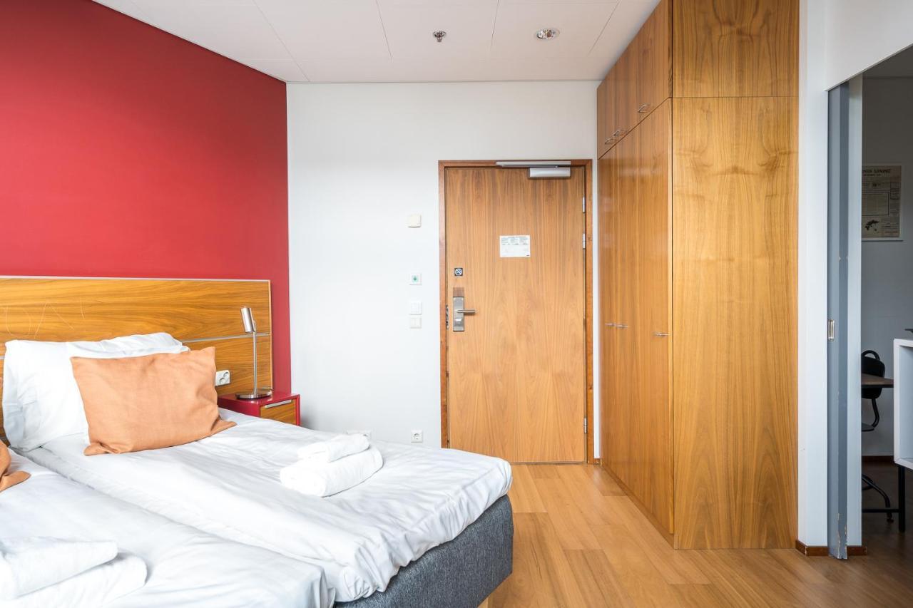 Hiisi Hotel Helsinki Jaetkaesaari Extérieur photo