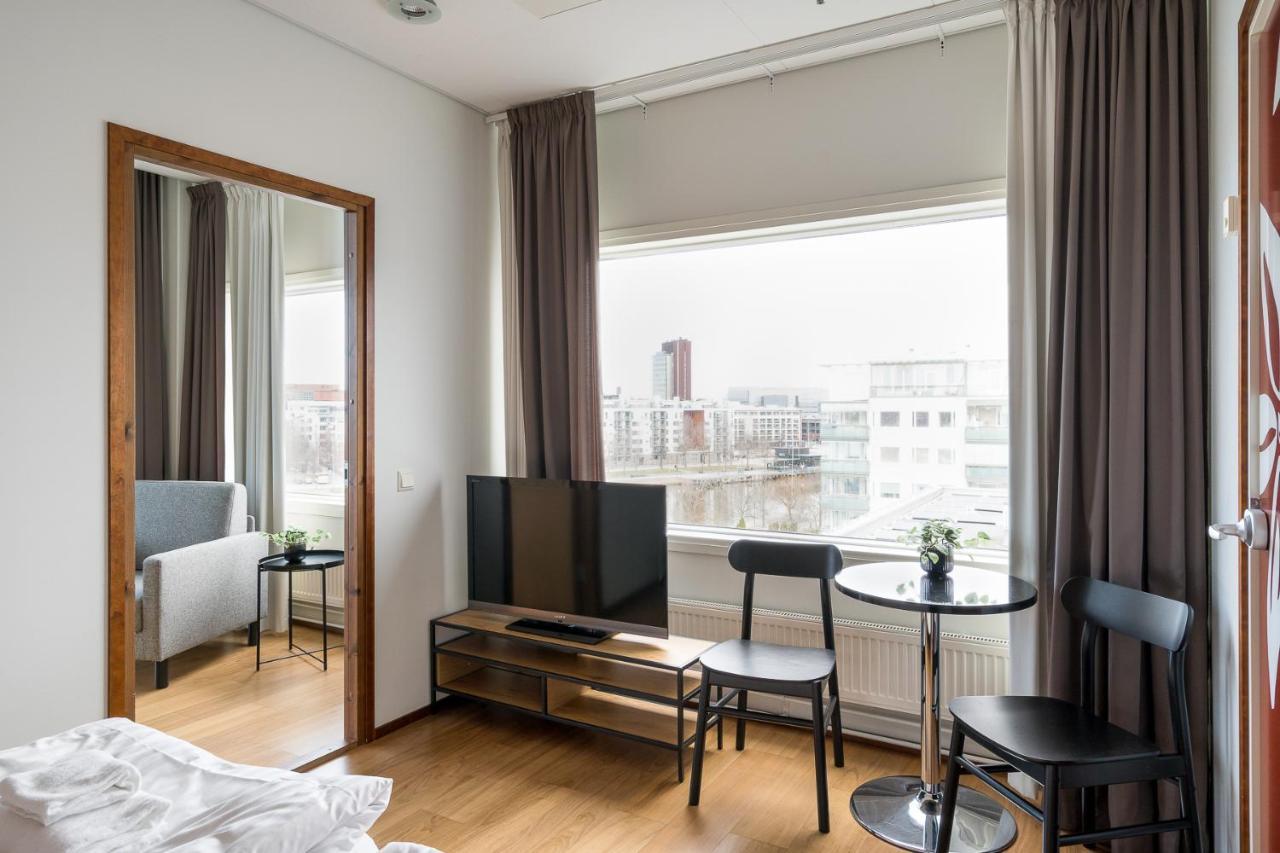 Hiisi Hotel Helsinki Jaetkaesaari Extérieur photo