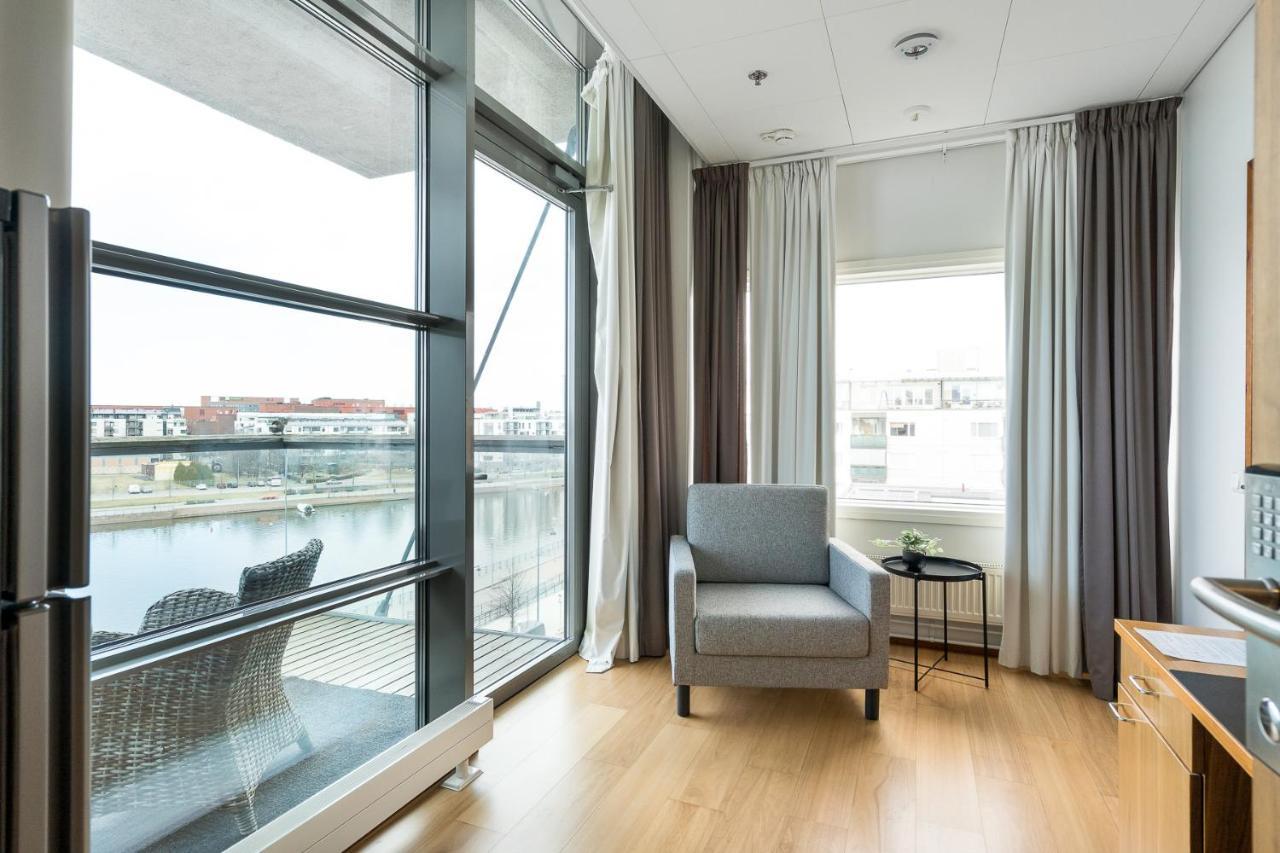 Hiisi Hotel Helsinki Jaetkaesaari Extérieur photo